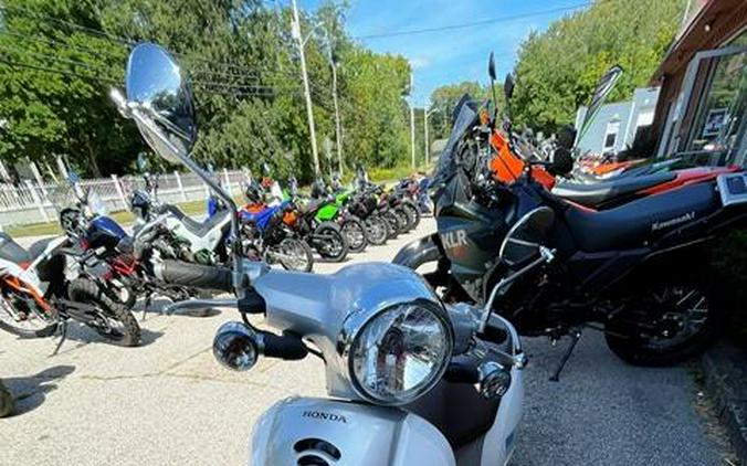 2015 Honda METROPOLITAN