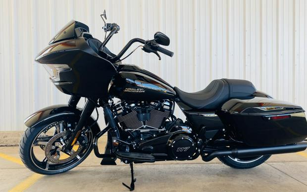 FLTRX 2024 Road Glide®