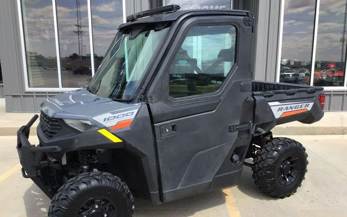 2022 Polaris Industries RANGER 1000 Premium Stealth Gray