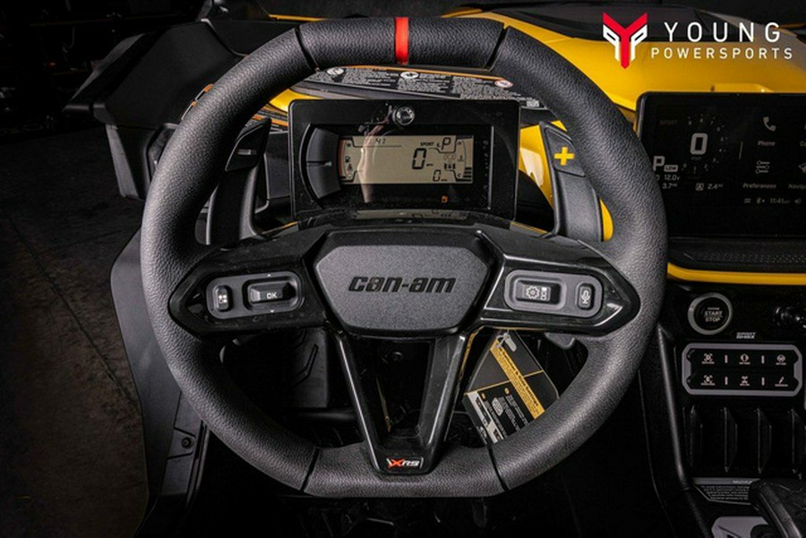2025 Can-Am Maverick R X rs With SMART-SHOX