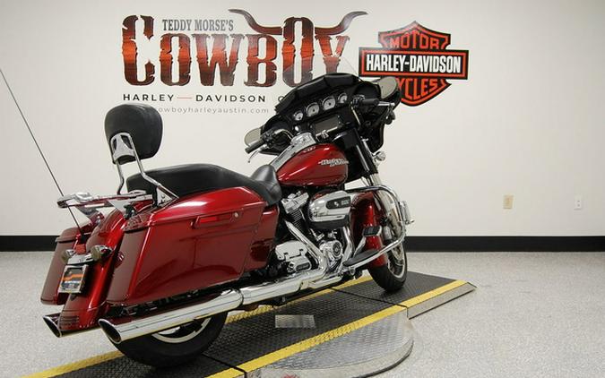 2017 Harley-Davidson Street Glide FLHXS - Special