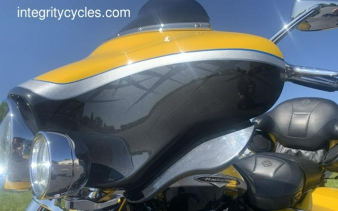 2012 Harley-Davidson® FLHTCUSE7 - CVO™ Ultra Classic® Electra Glide®