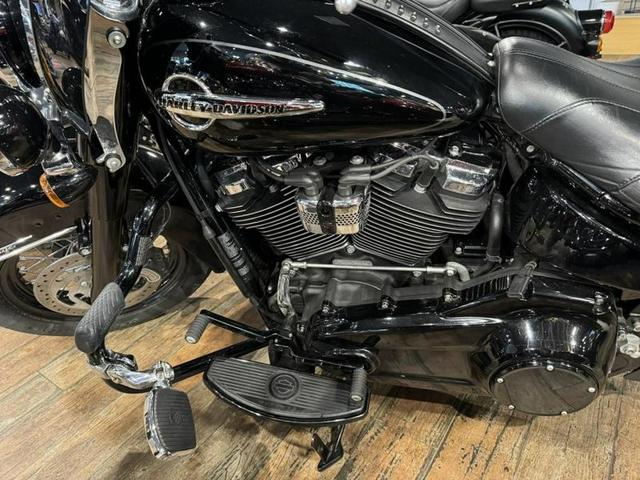 2019 Harley-Davidson® FLHC - Softail® Heritage Classic