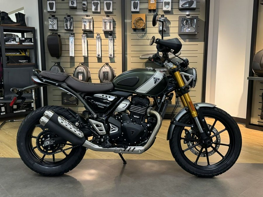 2024 Triumph Scrambler 400 X Matte Khaki Green / Fusion White