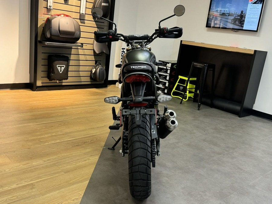 2024 Triumph Scrambler 400 X Matte Khaki Green / Fusion White