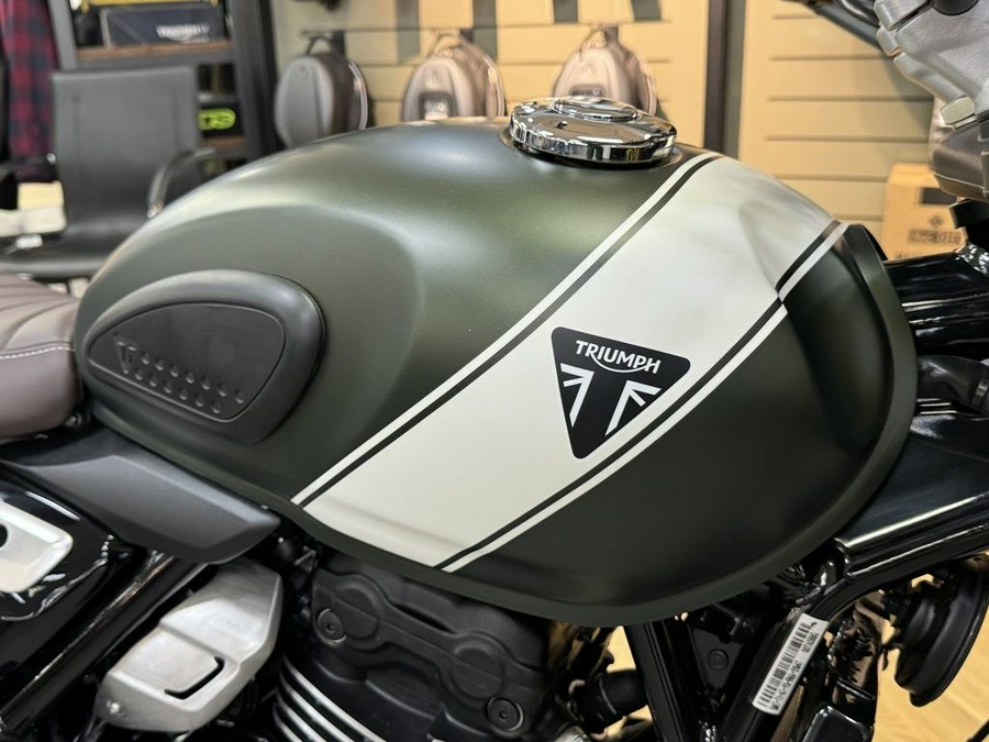 2024 Triumph Scrambler 400 X Matte Khaki Green / Fusion White