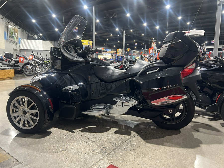 2015 CAN-AM SPYDER RT