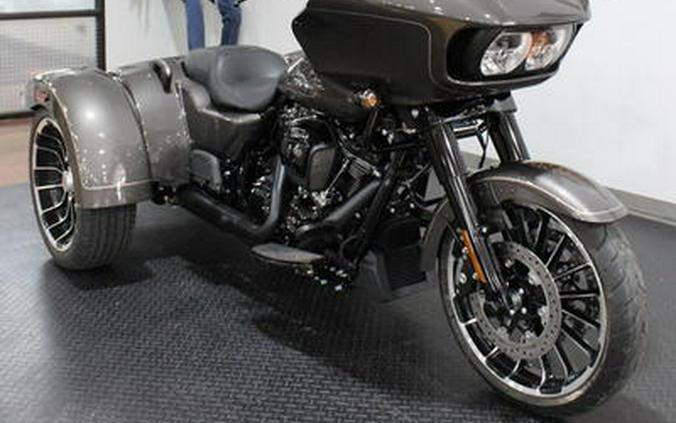 2023 Harley-Davidson® FLTRT - Road Glide® 3