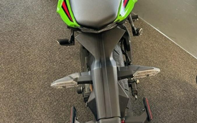 2024 Kawasaki Ninja 650 KRT Edition ABS