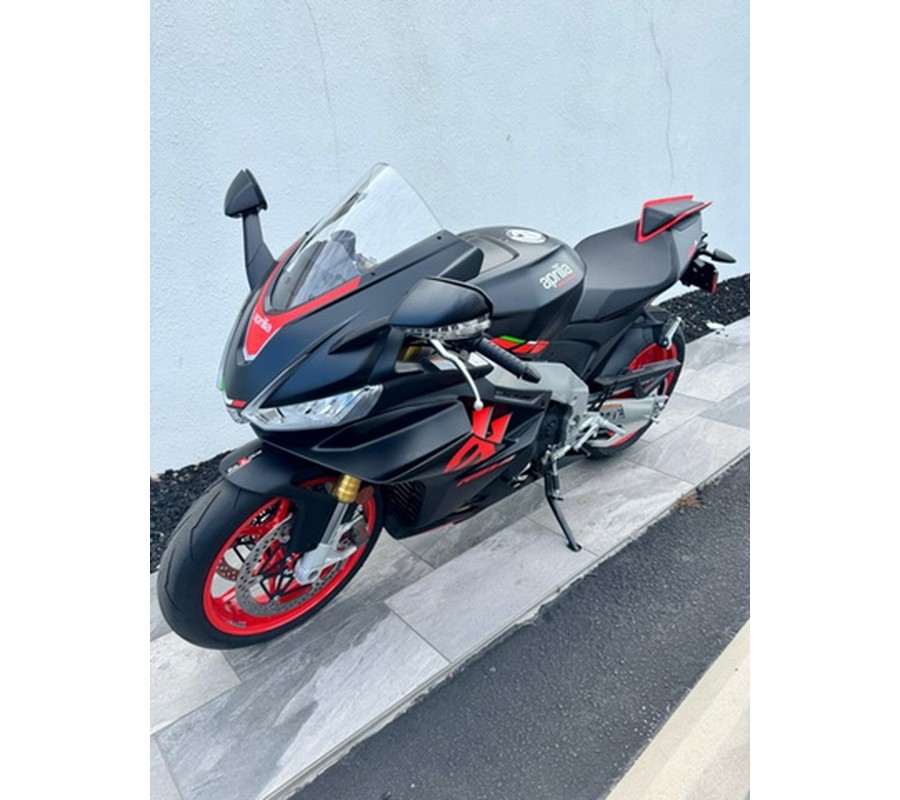 2024 Aprilia RSV4 1100