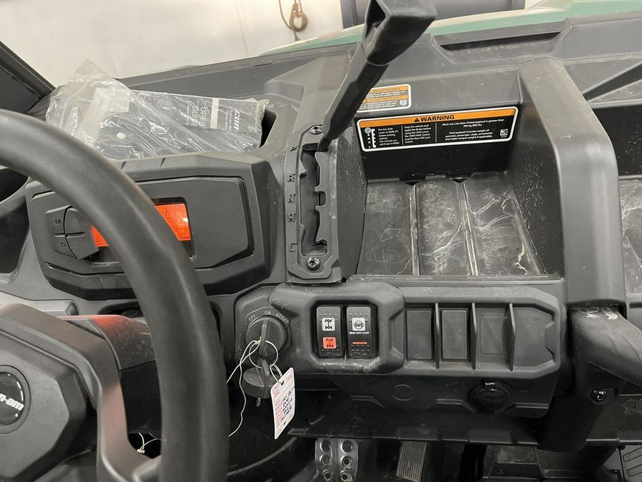 2025 Can-Am DEFENDER MAX DPS 62 HD7 - COMPASS GREEN