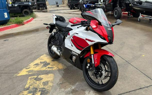 2026 Yamaha YZF R7 70Th Anniversary Edition