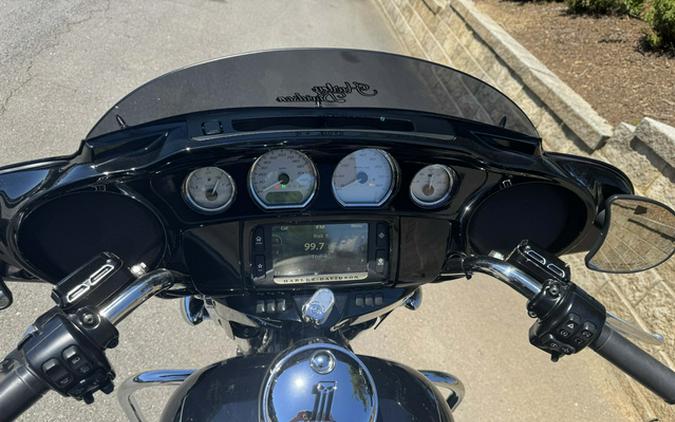 2015 Harley-Davidson FLHXS