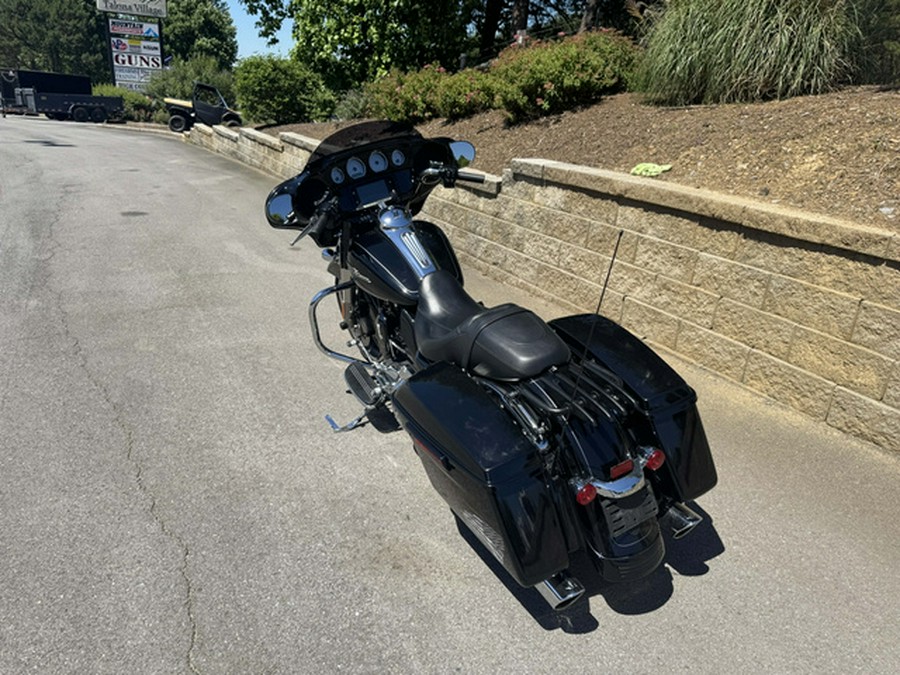 2015 Harley-Davidson FLHXS