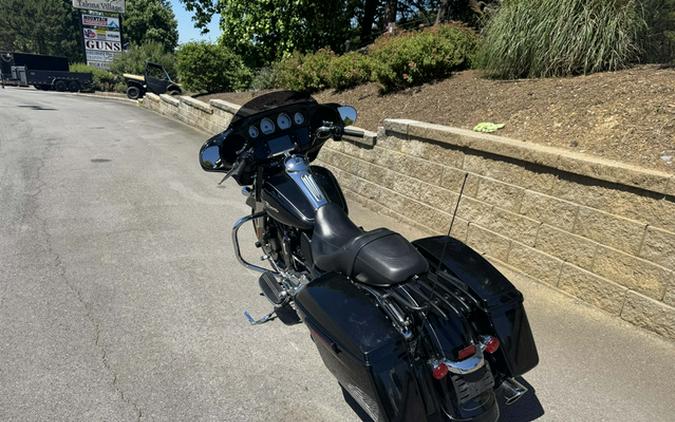 2015 Harley-Davidson FLHXS