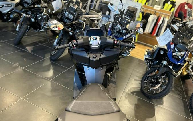 2024 BMW C 400 GT Triple Black