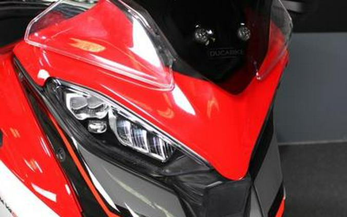 2022 Ducati Multistrada V4S Ducati Red / Spoked Wheels