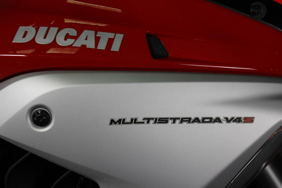 2022 Ducati Multistrada V4S Ducati Red / Spoked Wheels