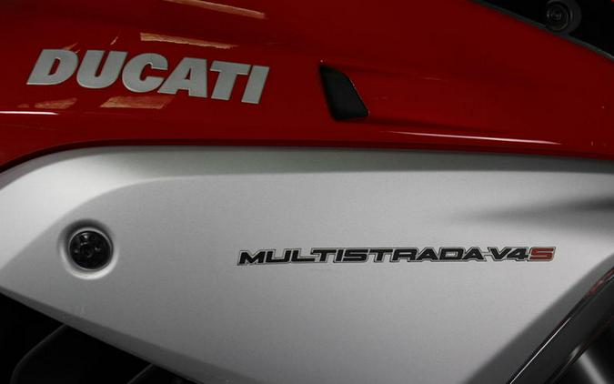 2022 Ducati Multistrada V4S Ducati Red / Spoked Wheels