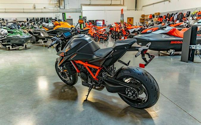 2026 KTM 1390 Super Duke R EVO