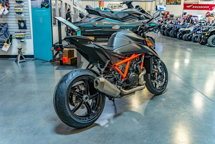 2026 KTM 1390 Super Duke R EVO