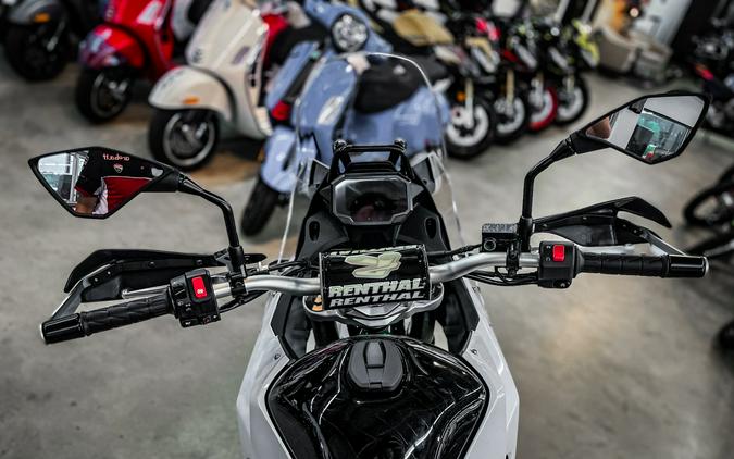 2026 KAWASAKI KLE 500 SE