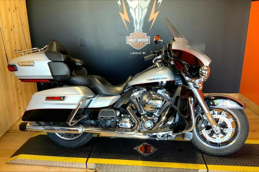 2015 Harley-Davidson® FLHTK - Ultra Limited