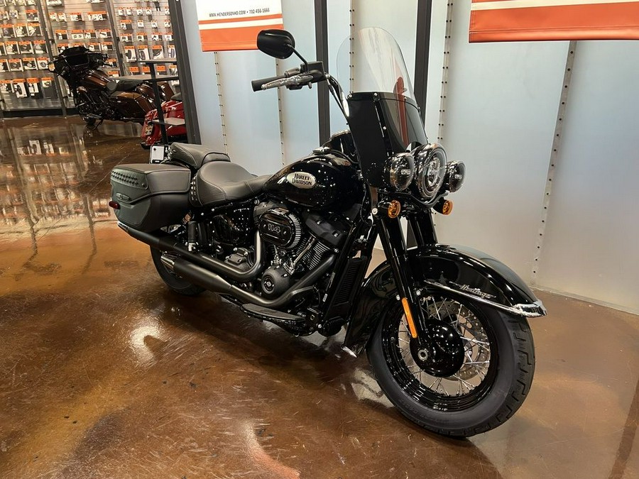 2024 Harley-Davidson Softail® Heritage Classic 114