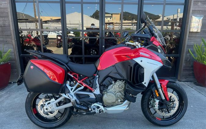 2024 Ducati MULTISTRADA V4S T/R