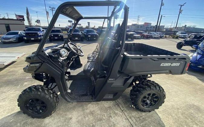 2023 Can-Am® Defender DPS HD10 Timeless Black