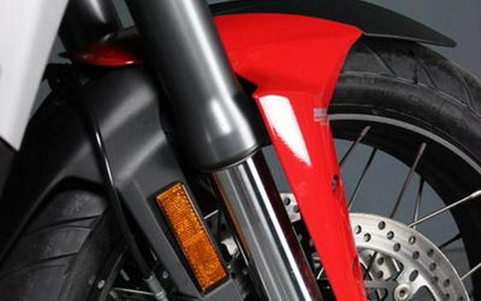 2022 Ducati Multistrada V4S Ducati Red / Spoked Wheels