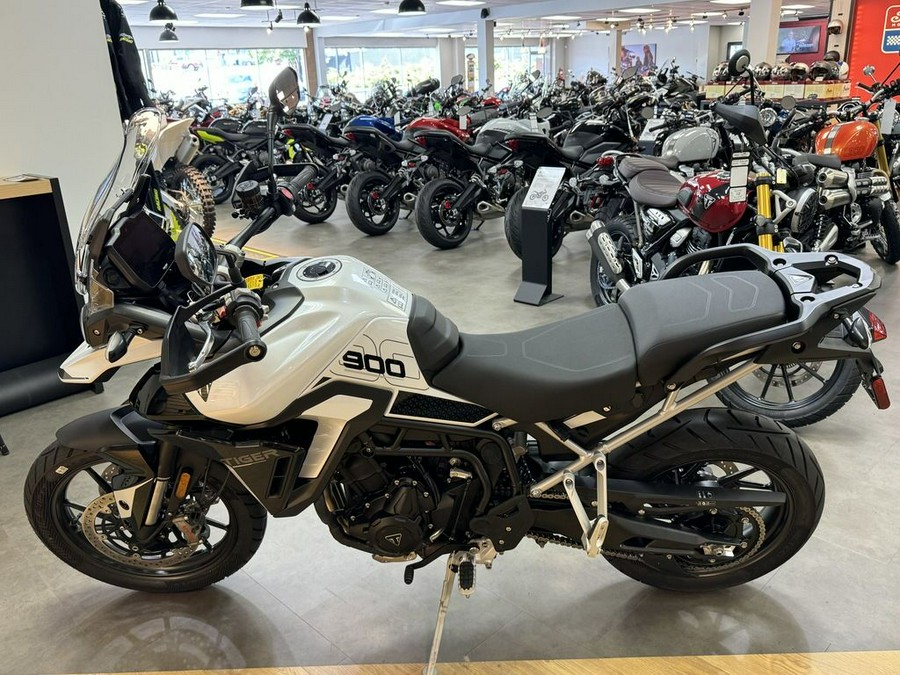 2024 Triumph Tiger 900 GT Snowdonia White / Sapphire Black