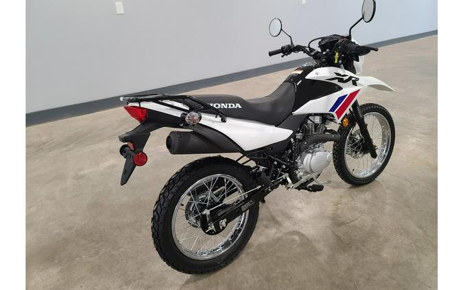 2026 XR150L - Honda