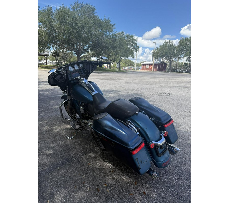 2014 Harley-Davidson® Street Glide® Billiard Teal