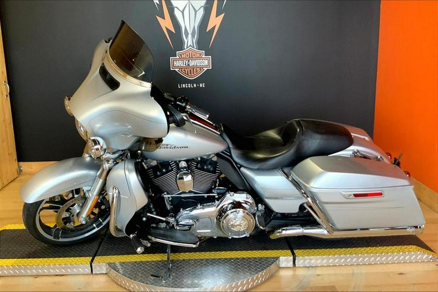 2015 Harley-Davidson® FLHXS - Street Glide® Special