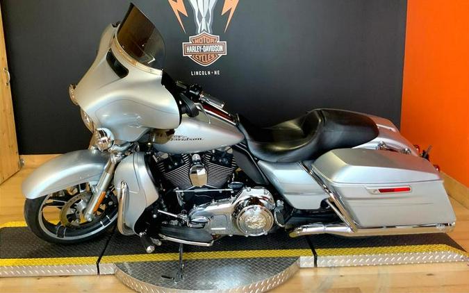 2015 Harley-Davidson® FLHXS - Street Glide® Special