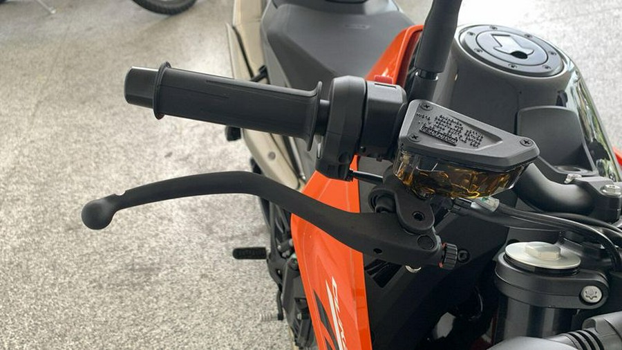New 2024 KTM 790 DUKE