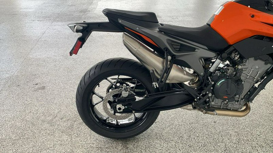 New 2024 KTM 790 DUKE