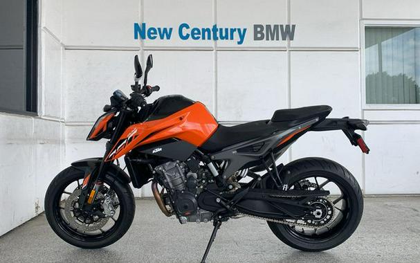 New 2024 KTM 790 DUKE