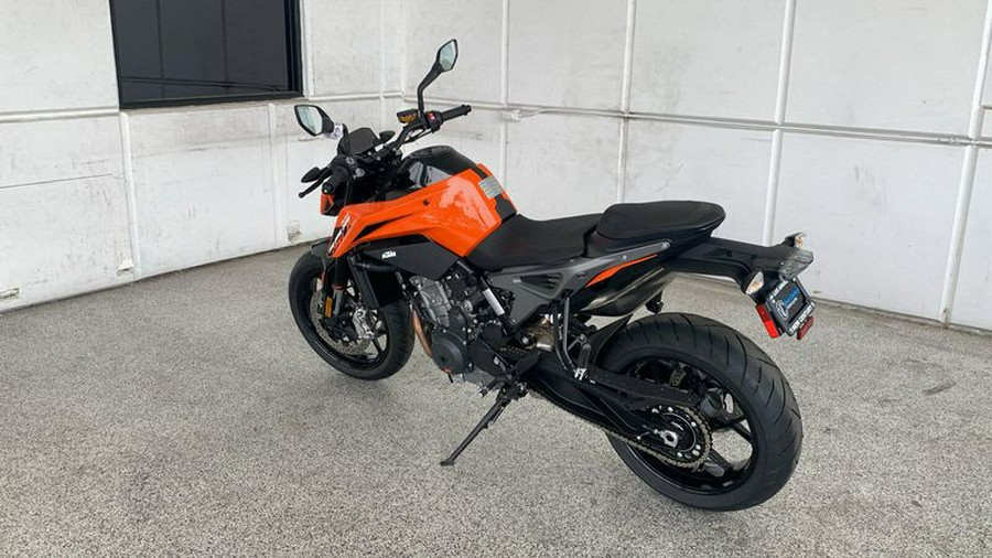 New 2024 KTM 790 DUKE