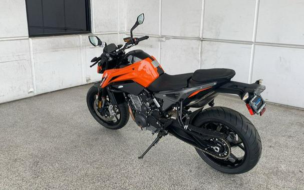New 2024 KTM 790 DUKE