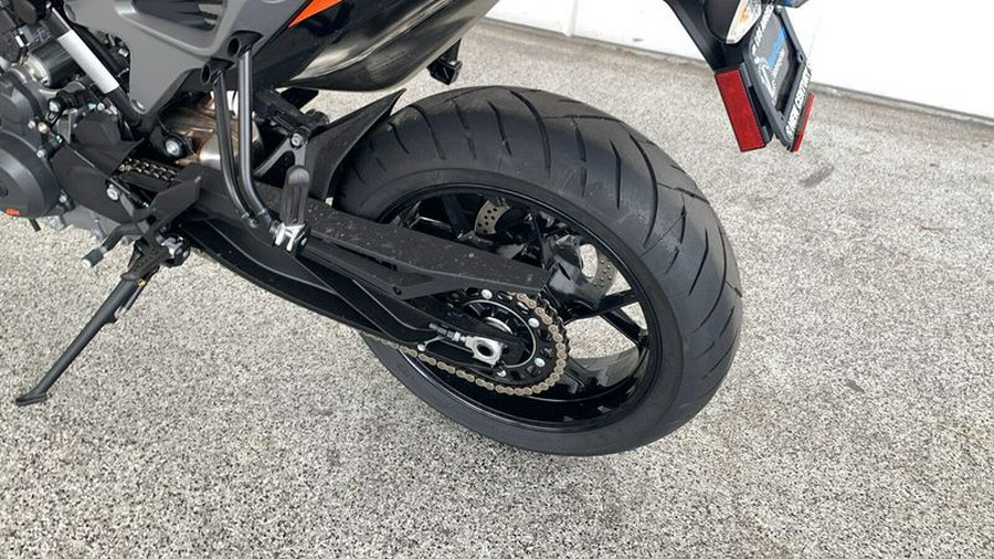 New 2024 KTM 790 DUKE