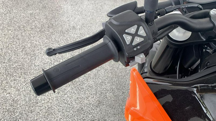New 2024 KTM 790 DUKE