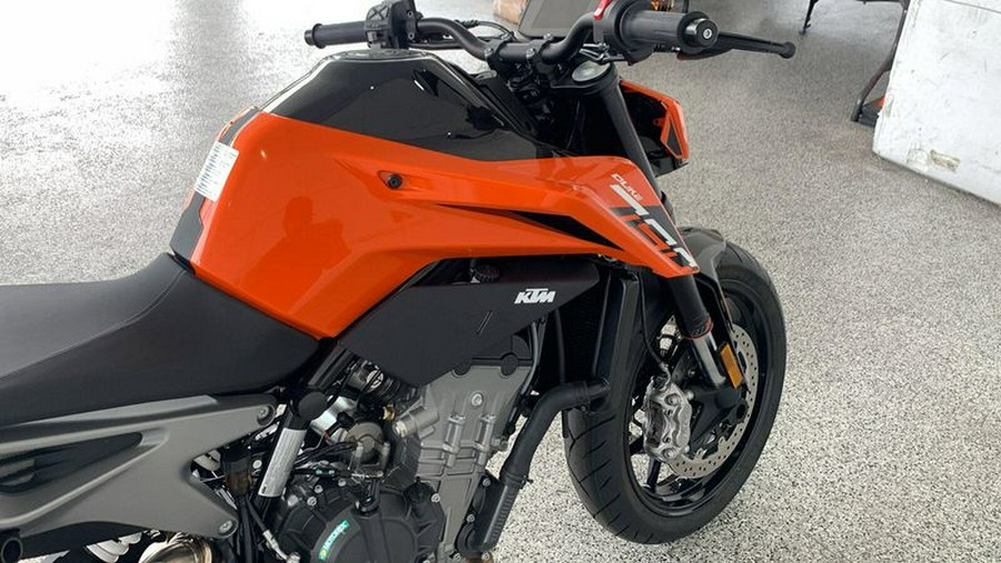New 2024 KTM 790 DUKE