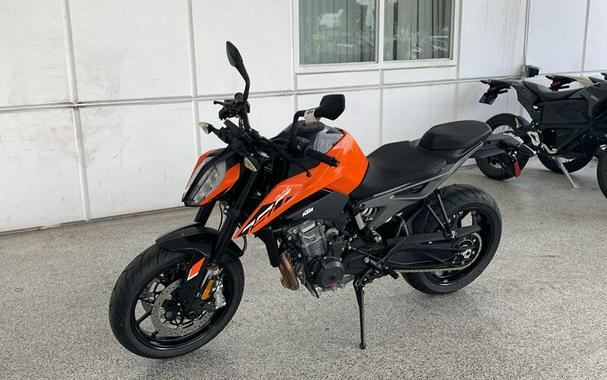 New 2024 KTM 790 DUKE