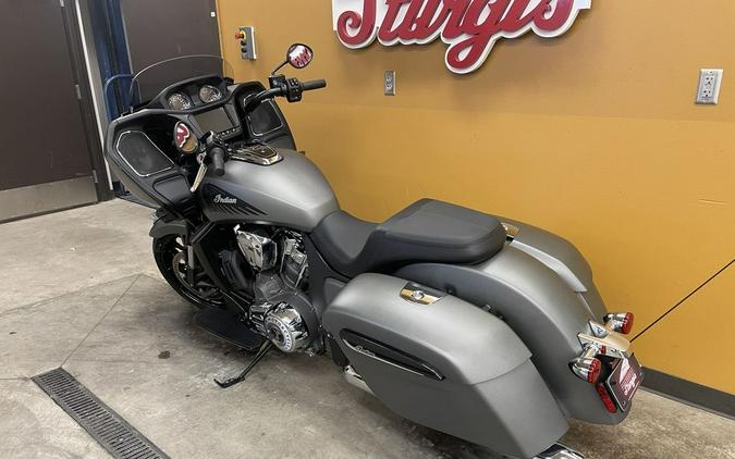 2023 Indian Motorcycle® Challenger® Titanium Smoke