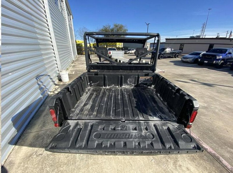 2023 Can-Am® Defender DPS HD10 Timeless Black