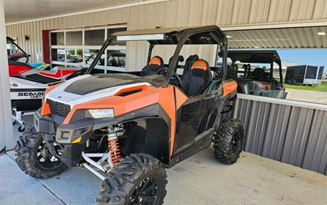 2016 Polaris General 1000 EPS Deluxe