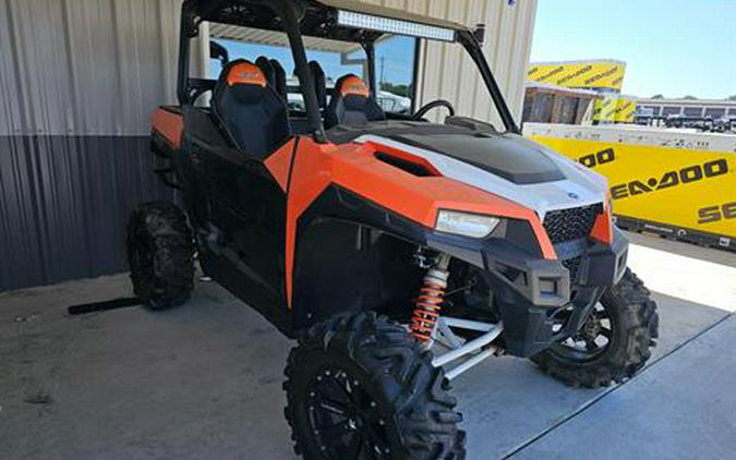 2016 Polaris General 1000 EPS Deluxe