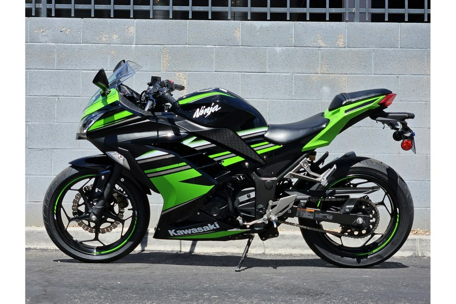 2016 Kawasaki Ninja 300 ABS KRT Edition